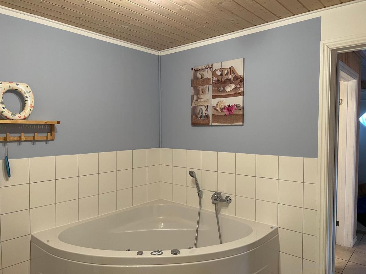 Blaues Haus Am See Wendisch Rietz Bagian luar foto