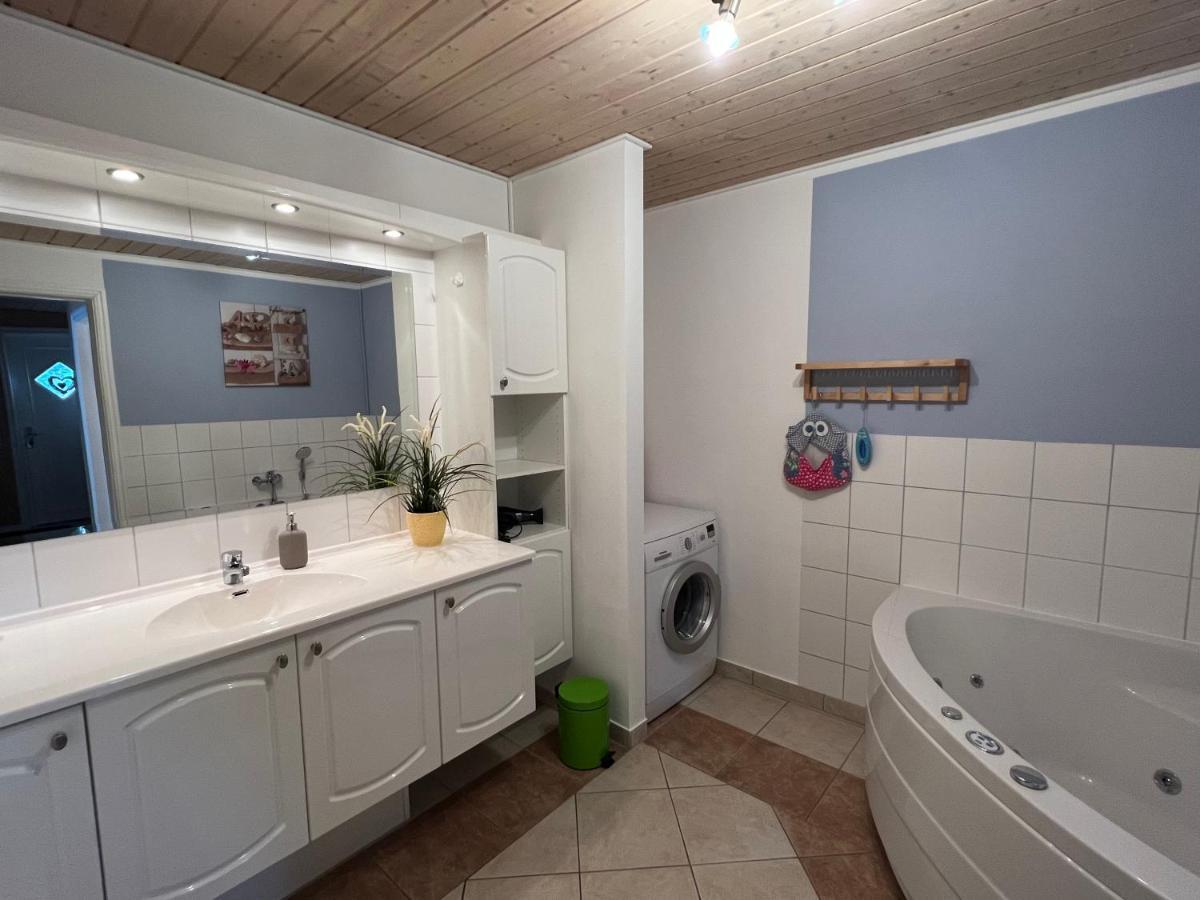 Blaues Haus Am See Wendisch Rietz Bagian luar foto