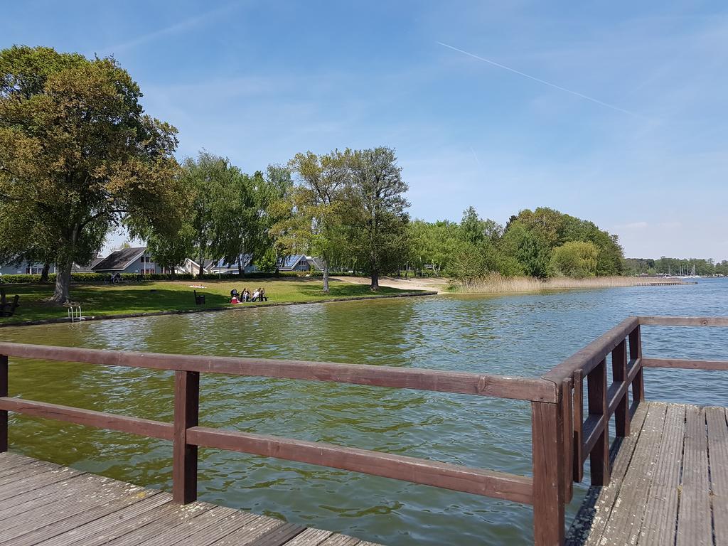 Blaues Haus Am See Wendisch Rietz Bagian luar foto